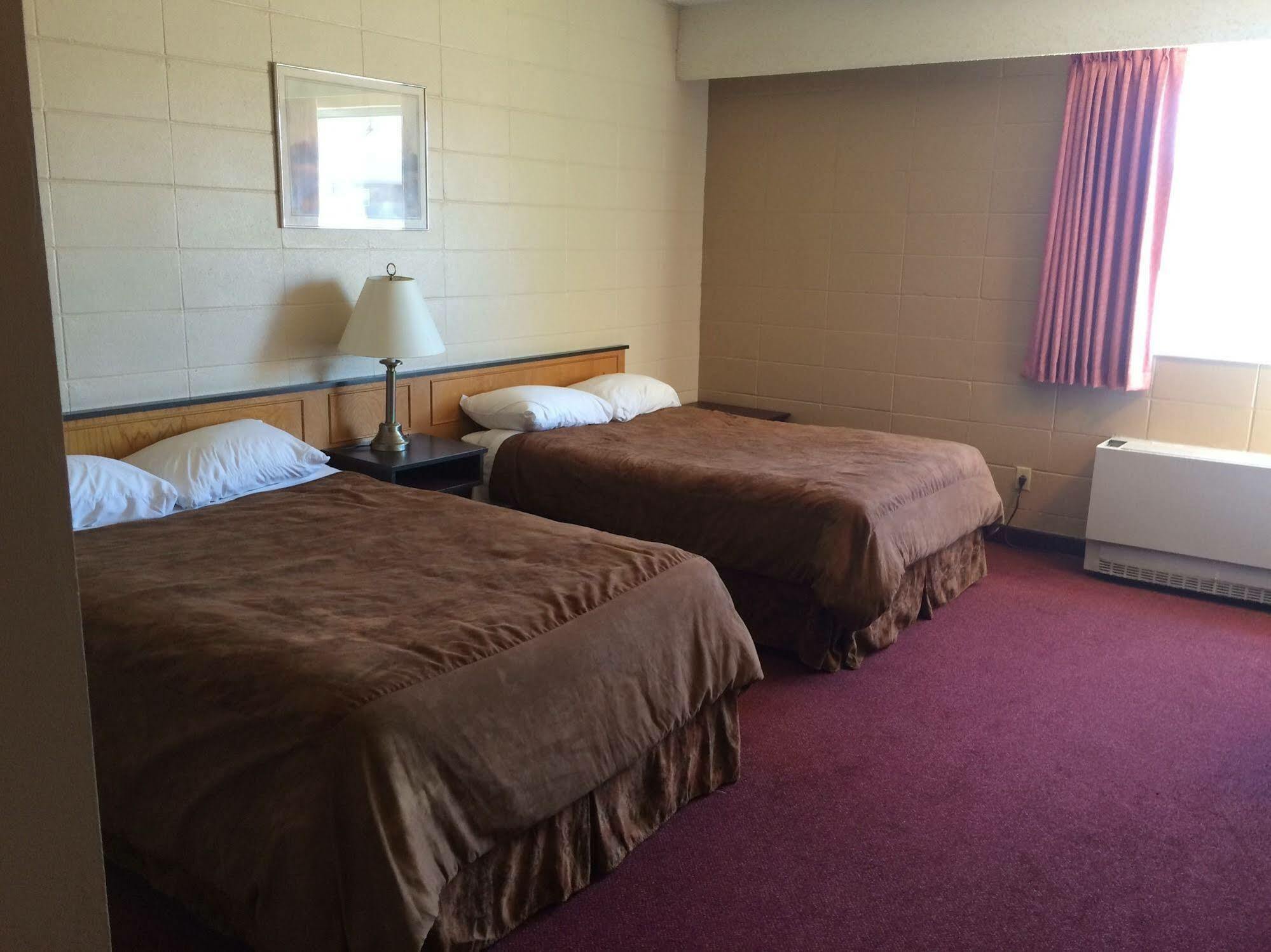 Midtown Motor Inn Bonnyville 外观 照片